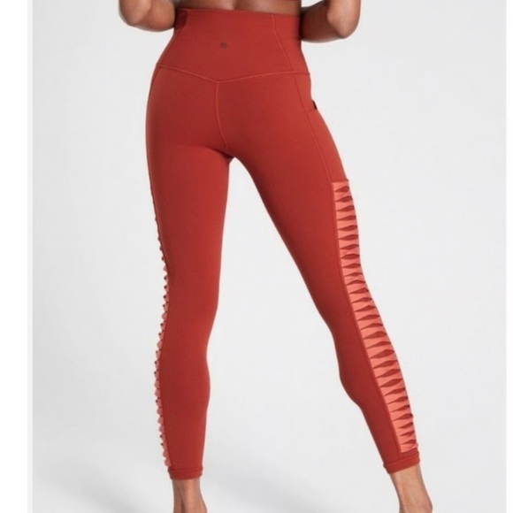 Athleta Salutation Stash Pocket II Twist 7/8 Tight size medium - Picture 9 of 9